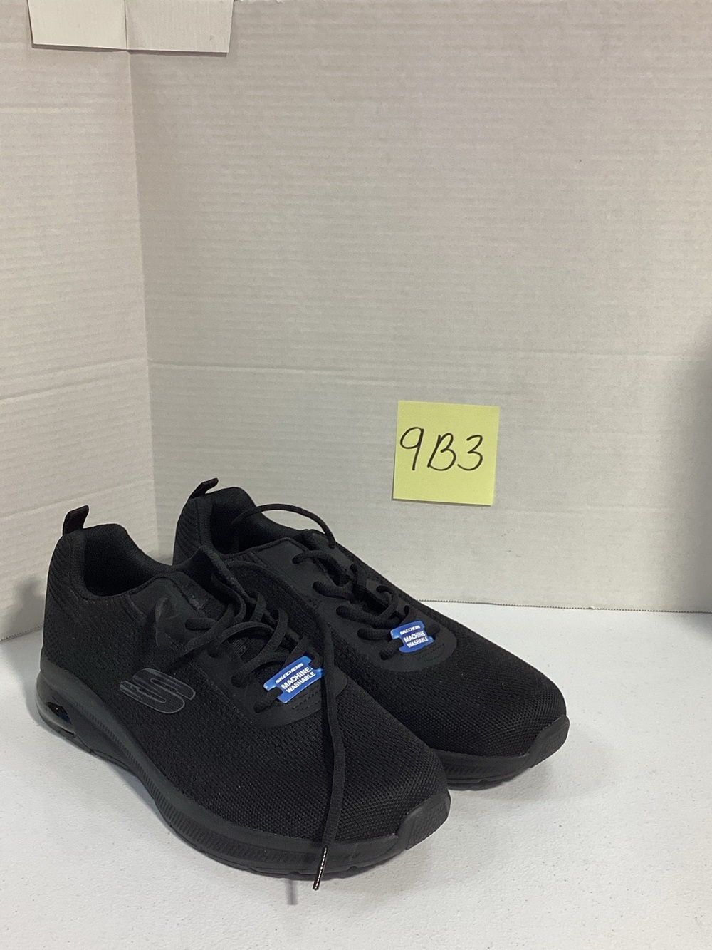 Skechers Men’s Black Athletic Lace-Up Sneakers